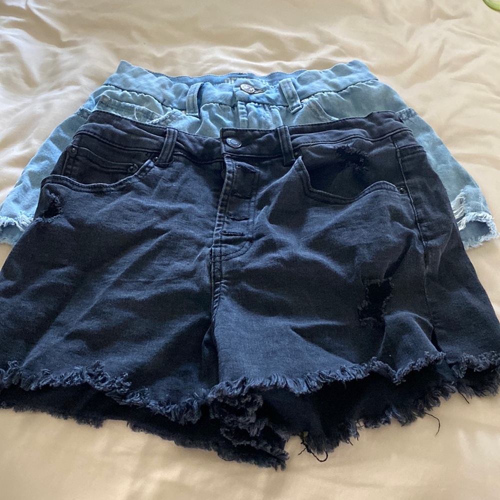 2 pairs of High waisted shorts